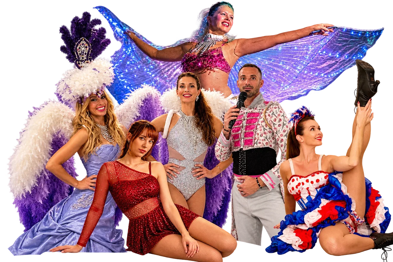 Les artistes C-Show en costumes de cabaret